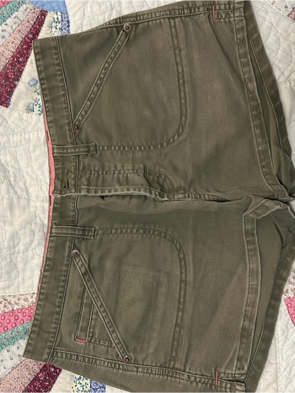 Abercrombie and Fitch Utility Cargo Shorts Size 6 Green